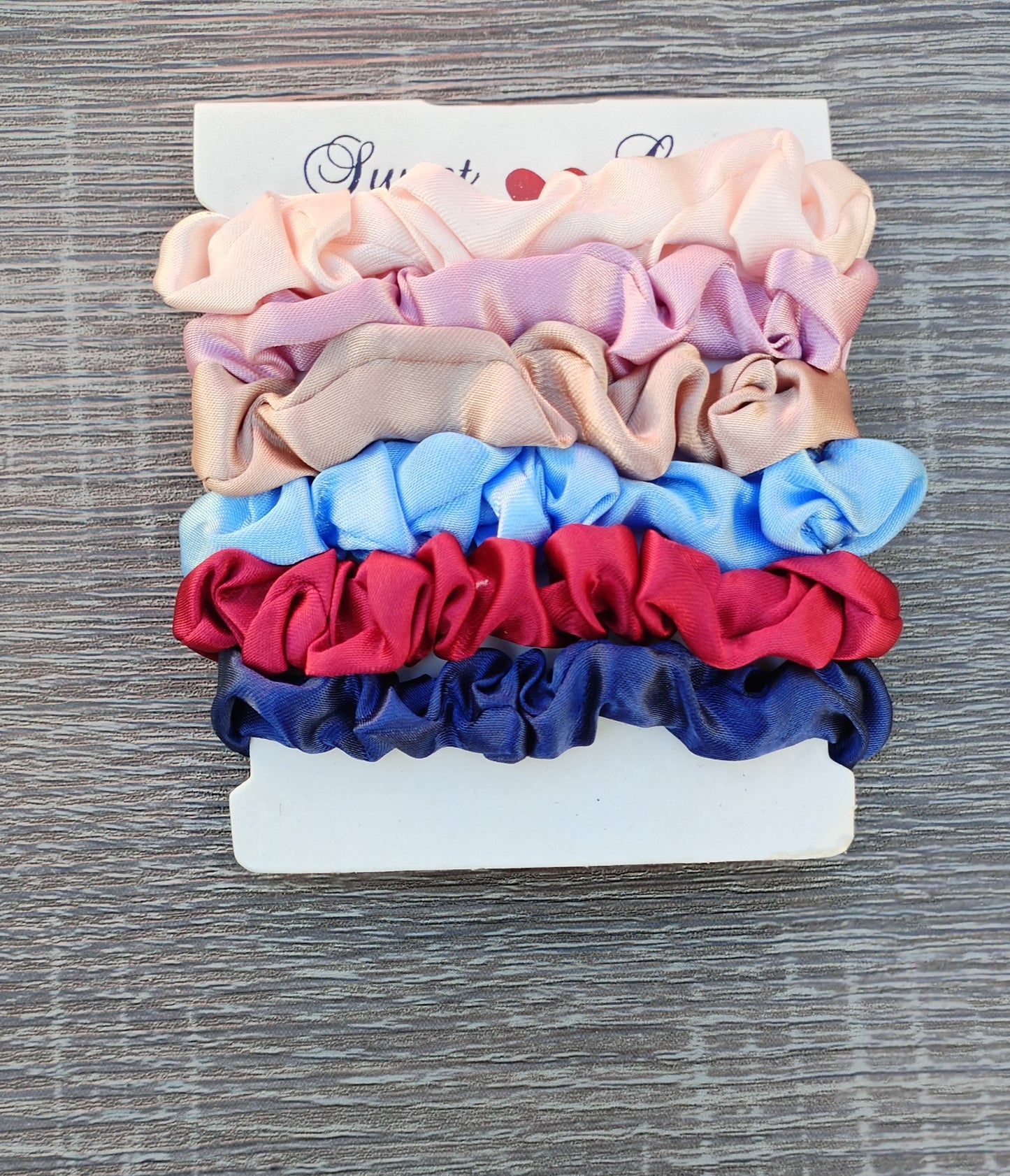 Small scrunchie set